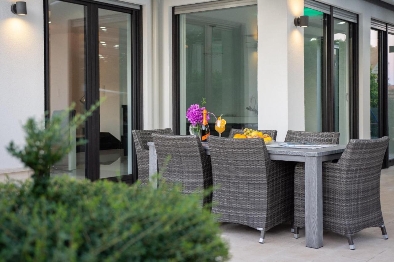 Luxury City Villa 特罗吉尔 外观 照片