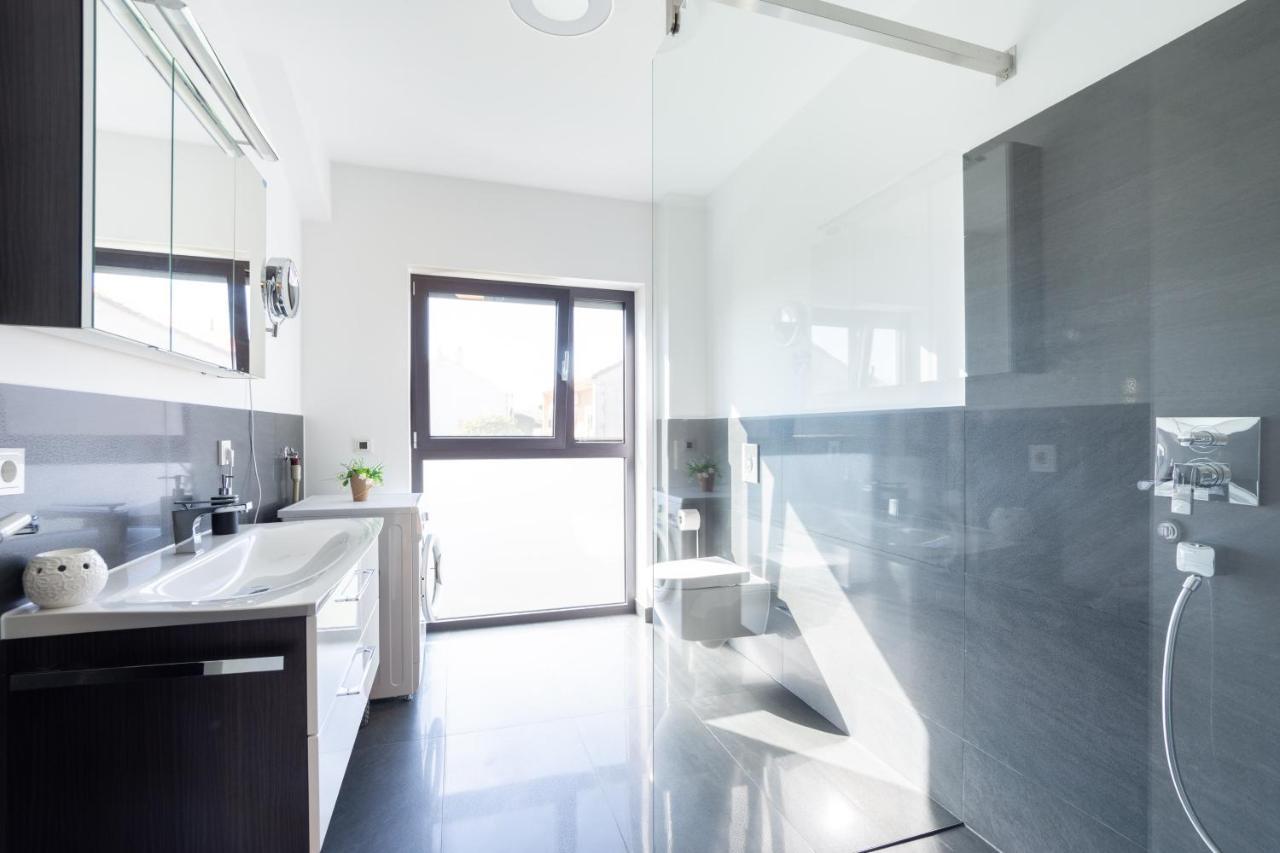 Luxury City Villa 特罗吉尔 外观 照片