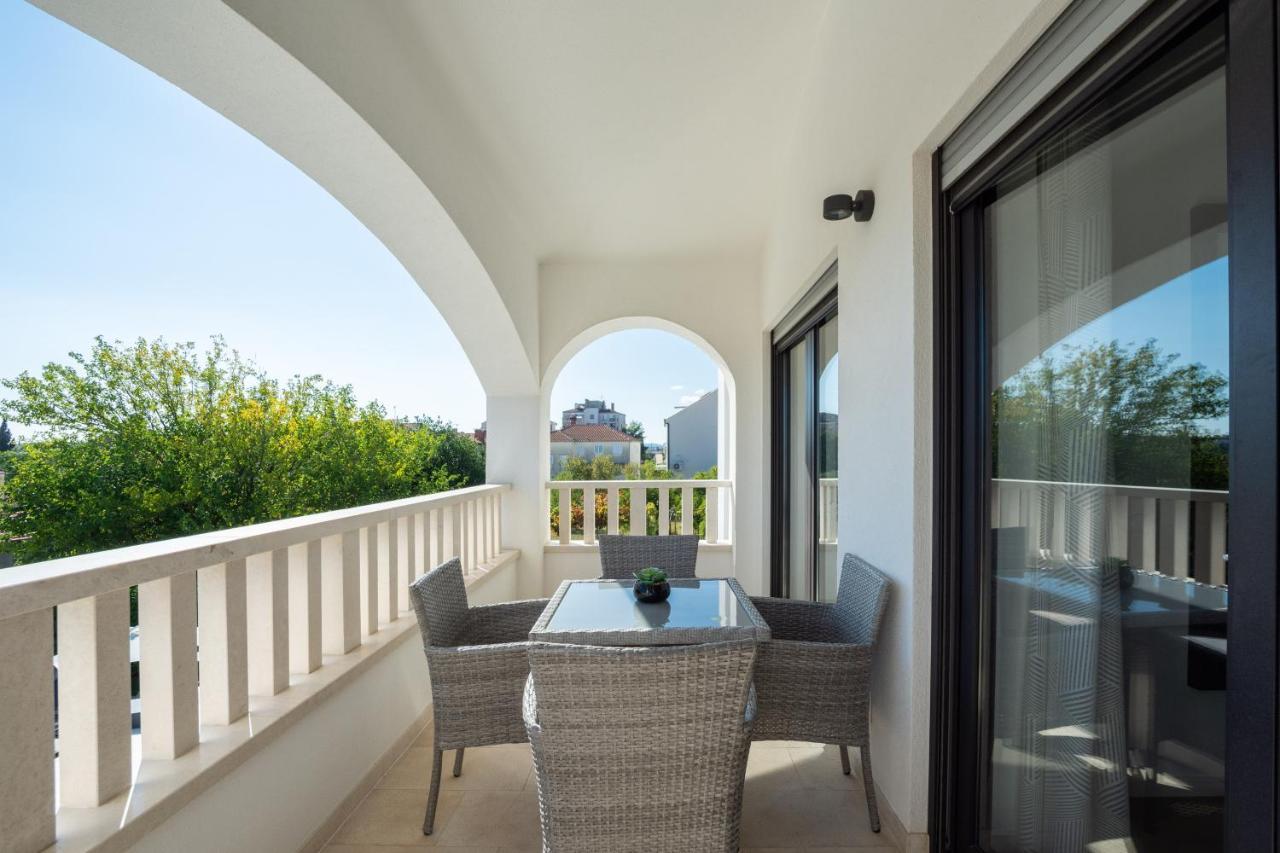 Luxury City Villa 特罗吉尔 外观 照片